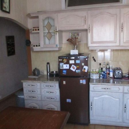 Chez Brigitte Guesthouse Ницца Экстерьер фото